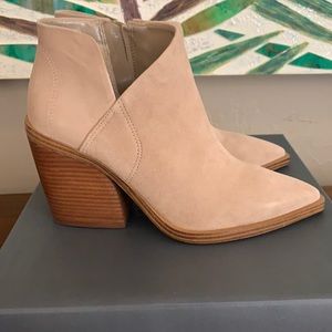 New! Vince Camuto Suede Boots- Style: Grendan
